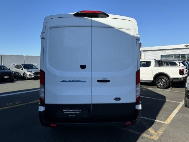 2024 Ford Transit 350L Lwb Van 75Kwh image 5