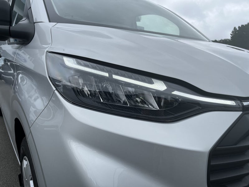 2024 Ford Transit Custom 320L 2.0D image 4