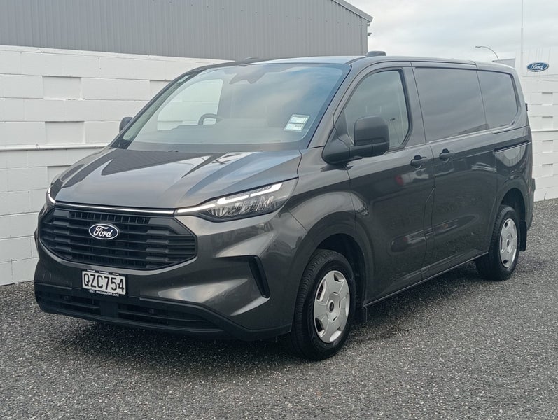 2024 Ford Transit SWB CUSTOM 320 2.0L image 2