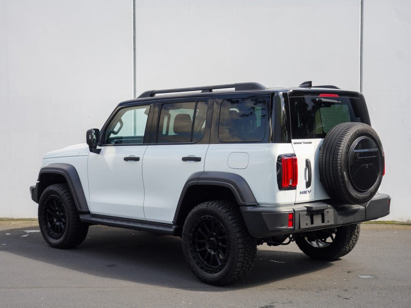 2024 GWM Tank 300 Ultra 2.0P HEV 9A 5Dr SUV image 2