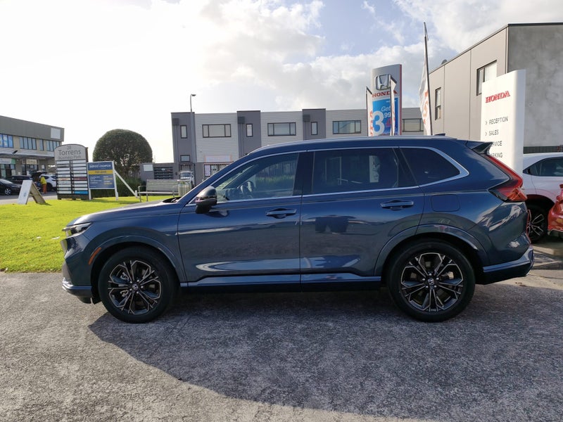 2024 Honda CR-V RS Hybrid image 2