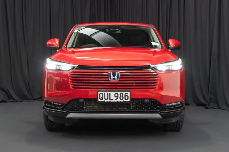 2024 Honda HR-V Hybrid Sport e:HEV image 2