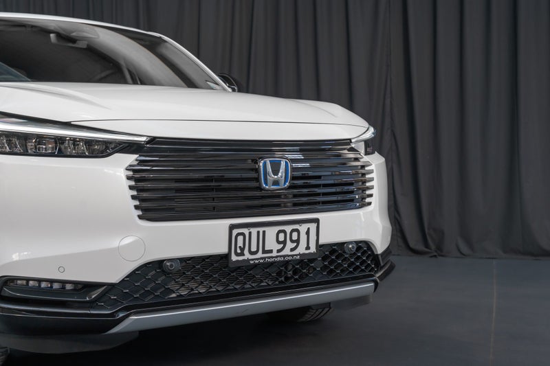 2024 Honda HR-V Hybrid Sport e:HEV image 3