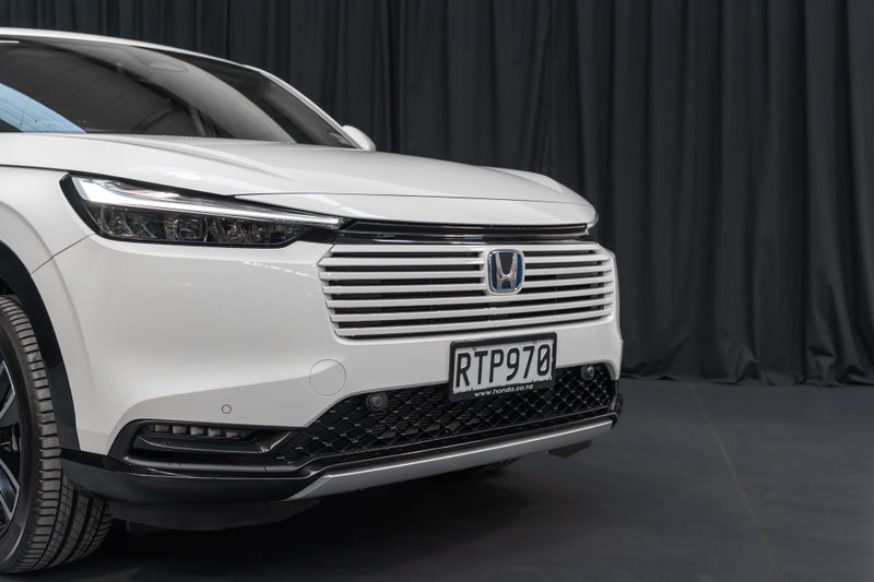 2024 Honda HR-V Hybrid Sport e:HEV image 3