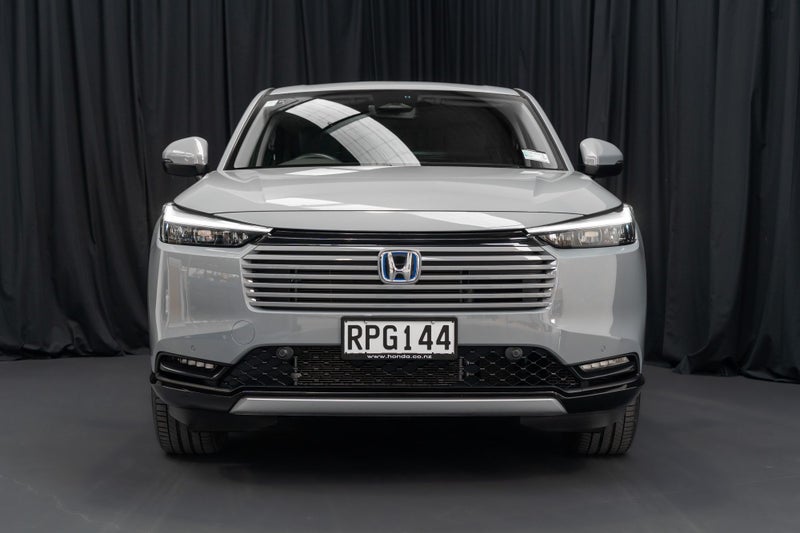 2024 Honda HR-V Hybrid Sport e:HEV image 2