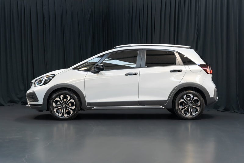 2024 Honda Jazz Crosstar Automatic image 4