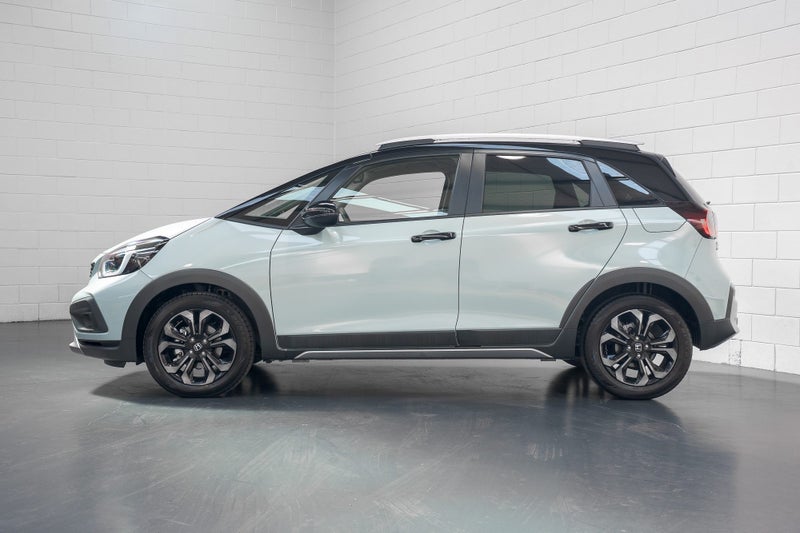 2024 Honda Jazz Crosstar Automatic image 4