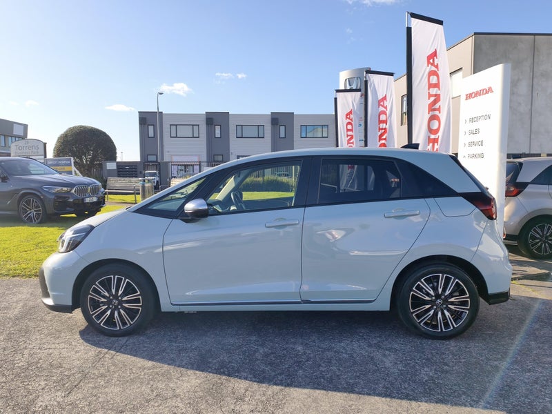 2024 Honda Jazz E:Hev Luxe Sport image 2