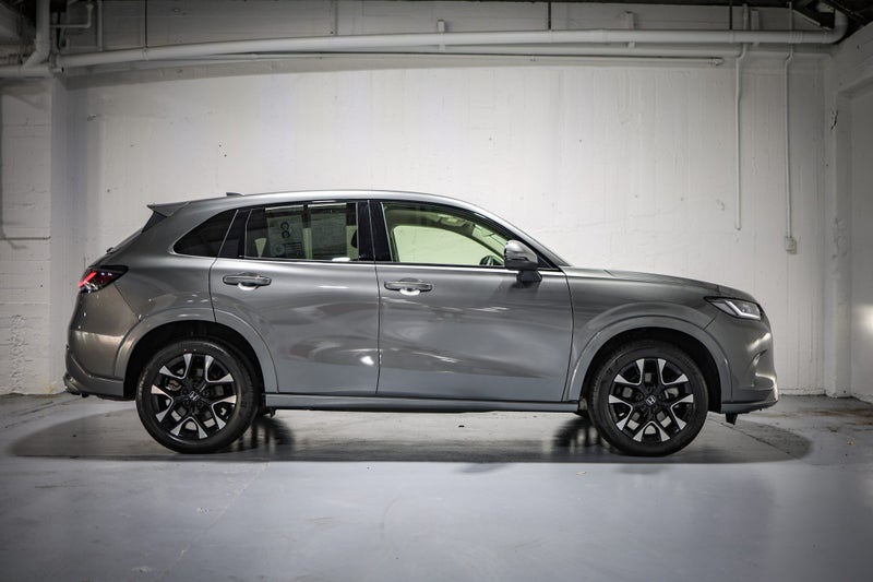 2024 Honda ZR-V Sport image 3