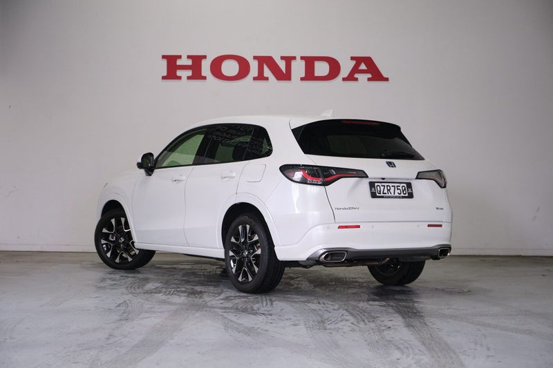 2024 Honda ZR-V Sport image 4