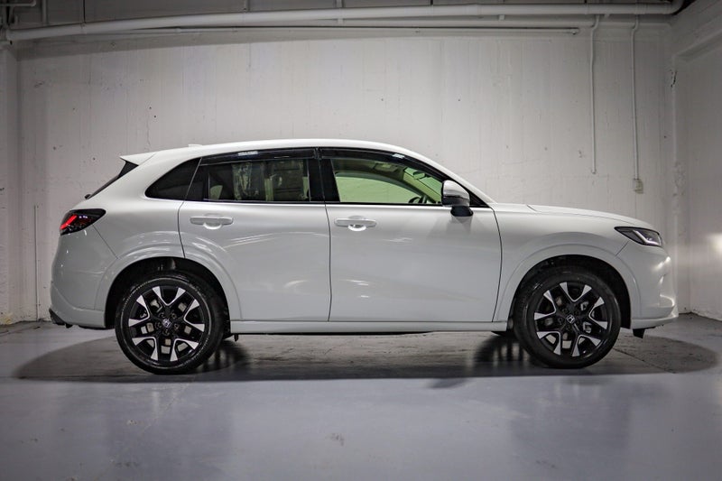 2024 Honda ZR-V Sport image 3