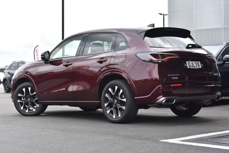 2024 Honda ZR-V SPORT **Top Spec**Hybrid** image 5