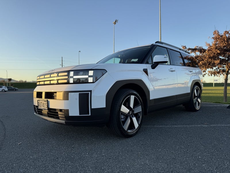 2024 Hyundai Santa Fe Active 1.6T Hybrid image 3