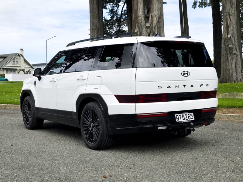 2024 Hyundai Santa Fe Calligraphy Hybrid AWD image 5