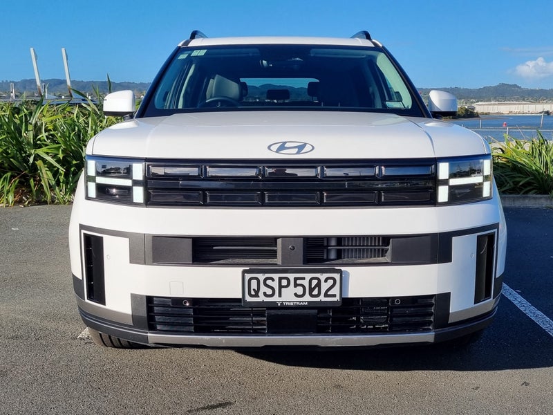 2024 Hyundai Santa Fe Limited 1.6T Hybrid image 2