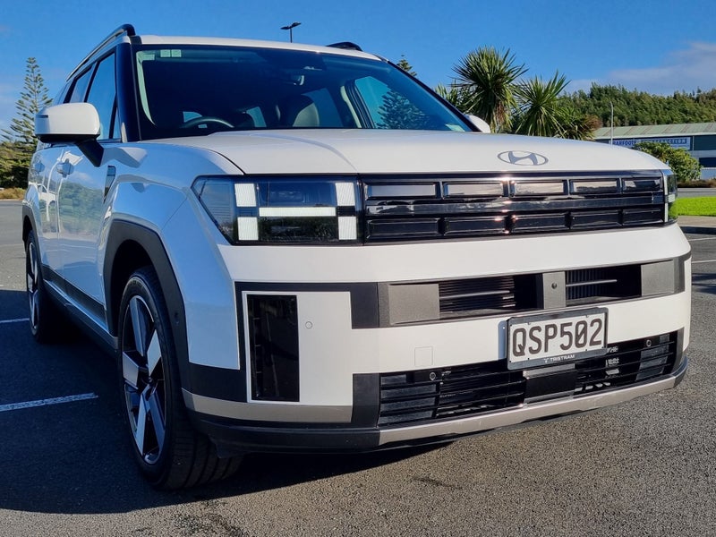 2024 Hyundai Santa Fe Limited 1.6T Hybrid image 5