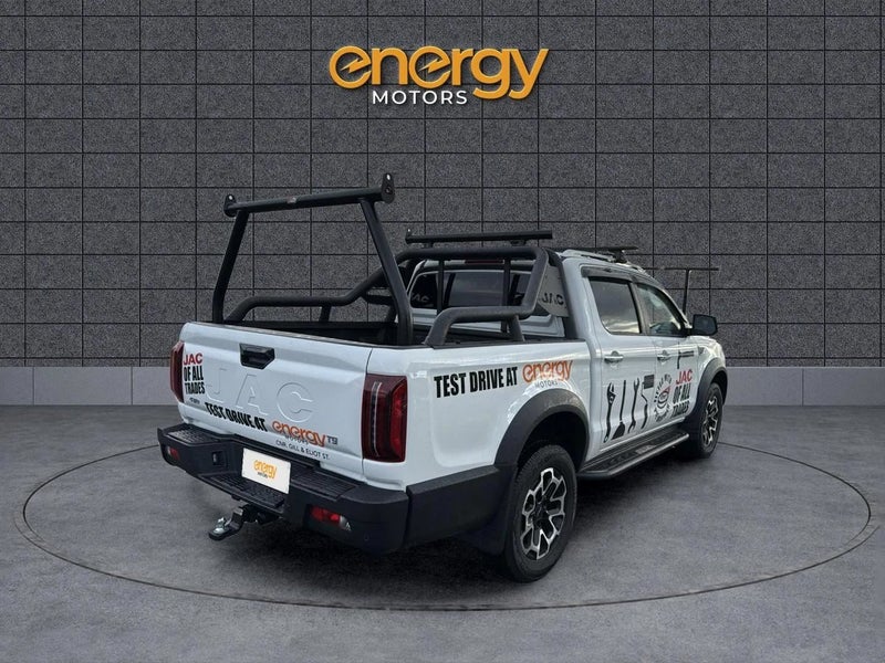 2024 JAC T9 2.0 4x4 AUTO - TOP SPEC image 5