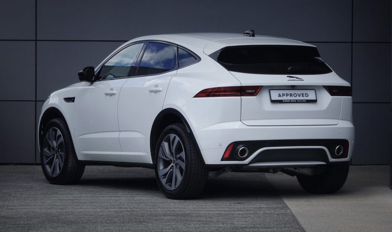 2024 Jaguar E-PACE P250 AWD R-Dynamic SE image 3