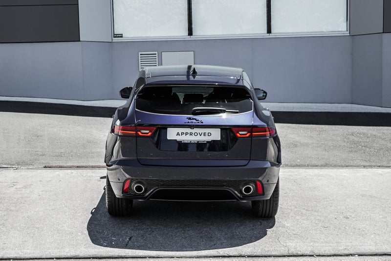 2024 Jaguar E-PACE P250 AWD R-Dynamic SE image 4