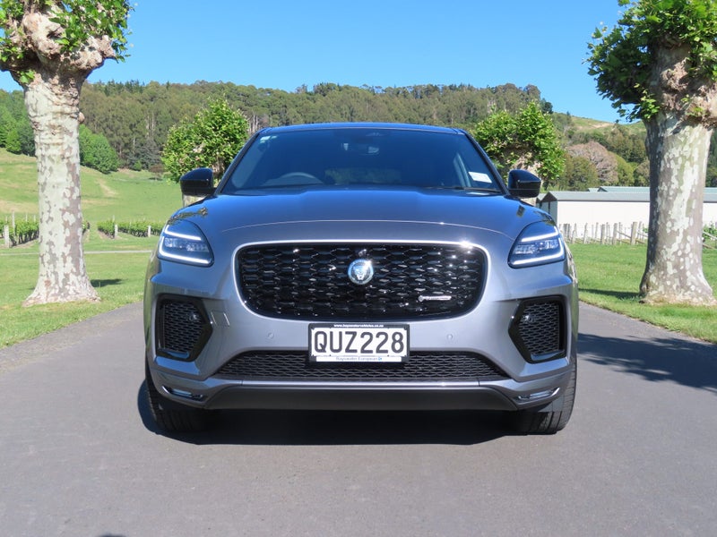 2024 Jaguar E-PACE P250 AWD R-Dynamic SE image 3