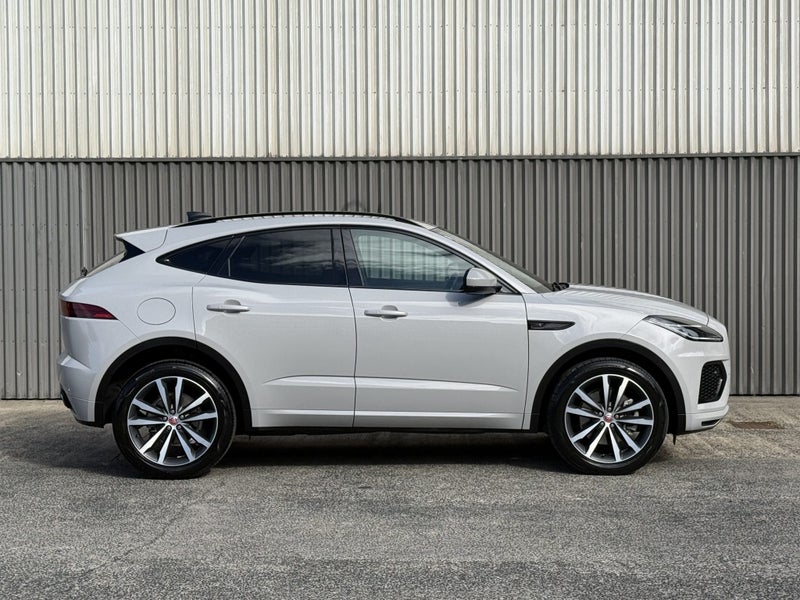 2024 Jaguar E-PACE P250 R-Dynamic Se image 3