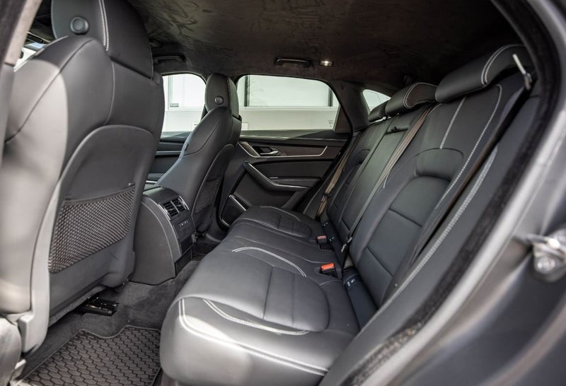 2024 Jaguar F-PACE P400e R-Dynamic HSE image 5