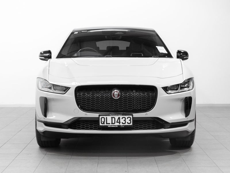 2024 Jaguar I-PACE Black Edition EV 400hp image 3
