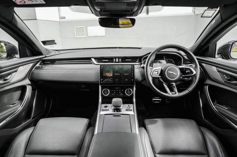 2024 Jaguar XF 300 Sport AWD image 4