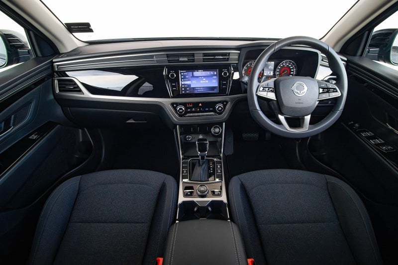 2024 KGM Korando C300 Limited image 4