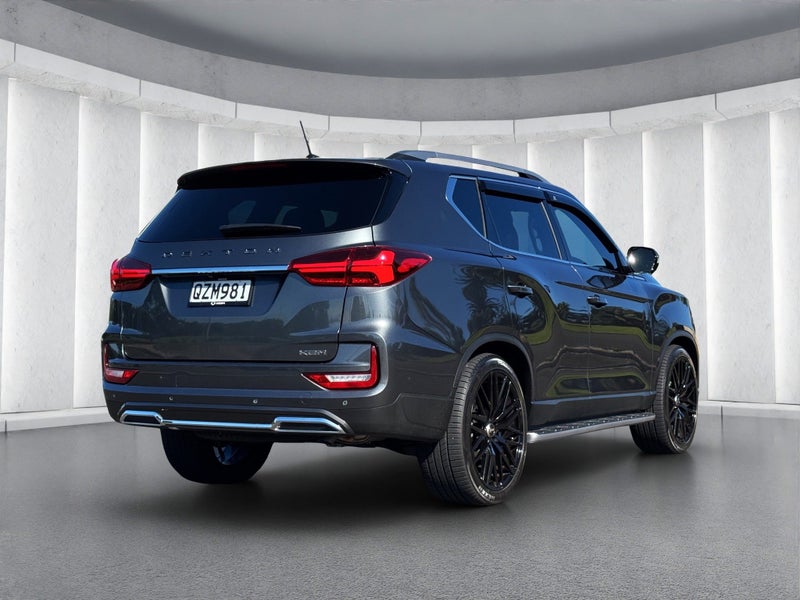 2024 KGM Rexton ULTIMATE - EX DEMO image 3