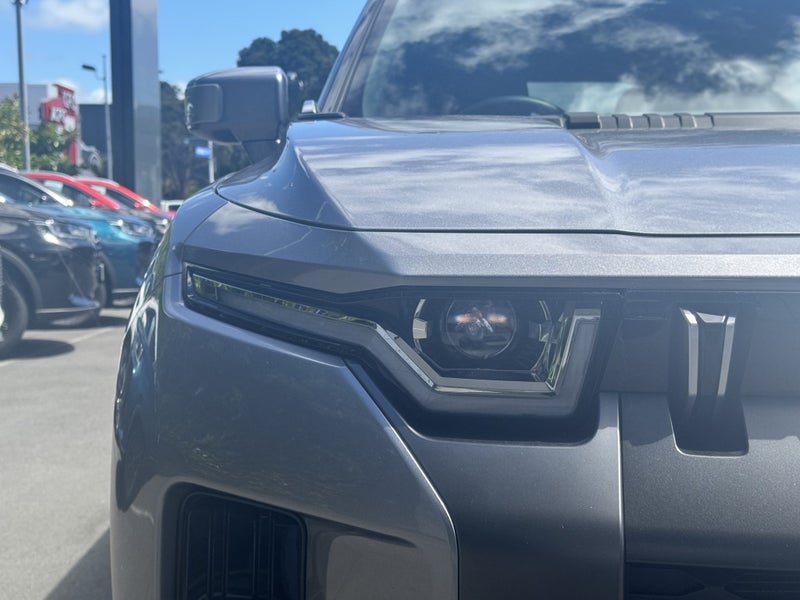 2024 KGM Torres 2WD image 5