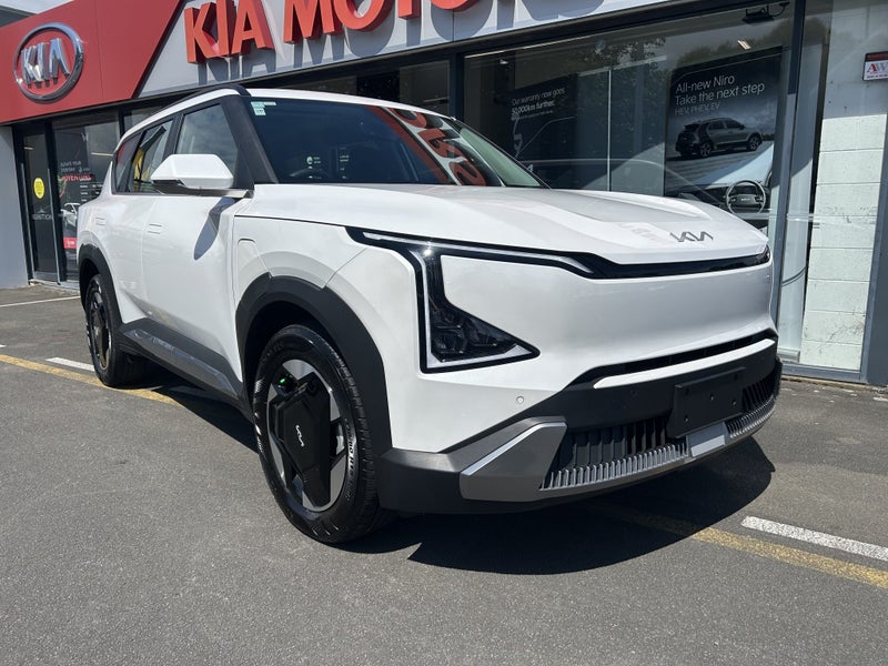 2024 Kia EV5 Light Long Range FWD (MY25) image 2