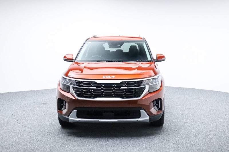 2024 Kia Seltos LX+ 2.0 image 2