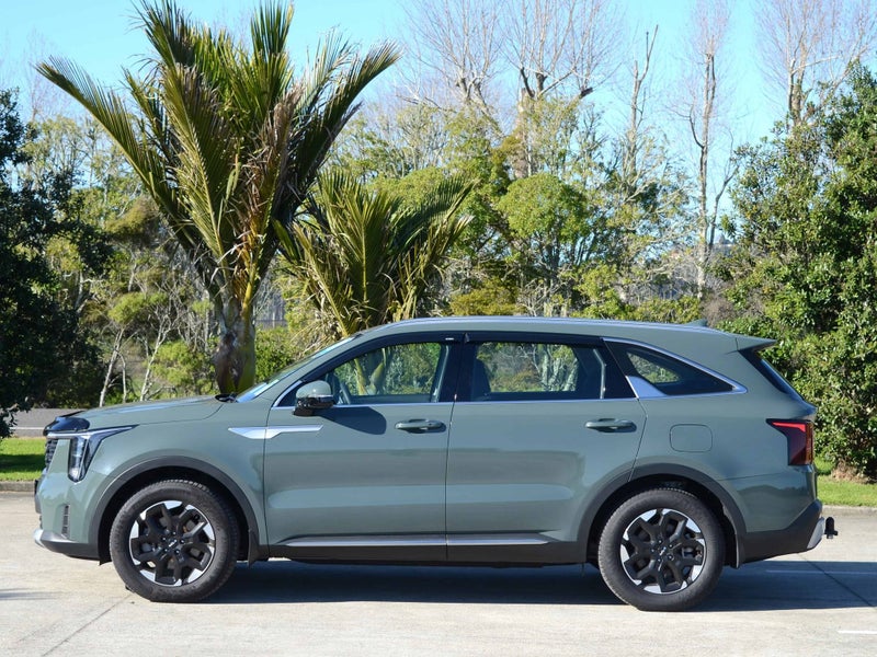 2024 Kia Sorento LX+ AWD image 4