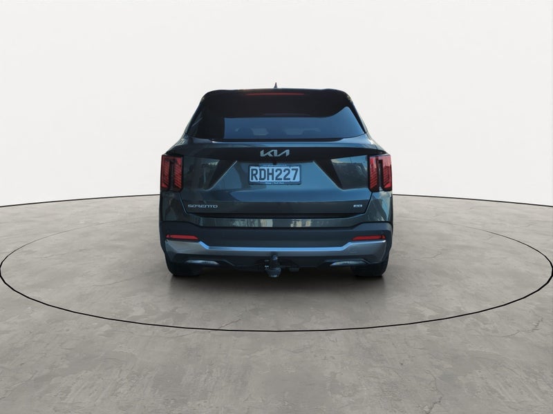 2024 Kia Sorento Premium AWD 2.2 Diesel DCT image 5