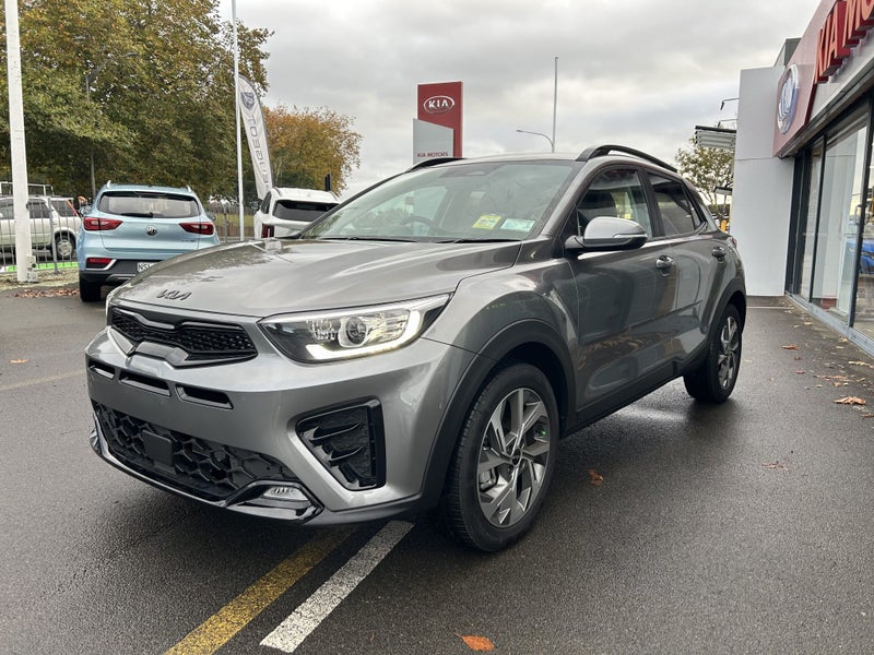 2024 Kia Stonic LX-T 1.0L BLACK EDITION! T-GDI... image 4