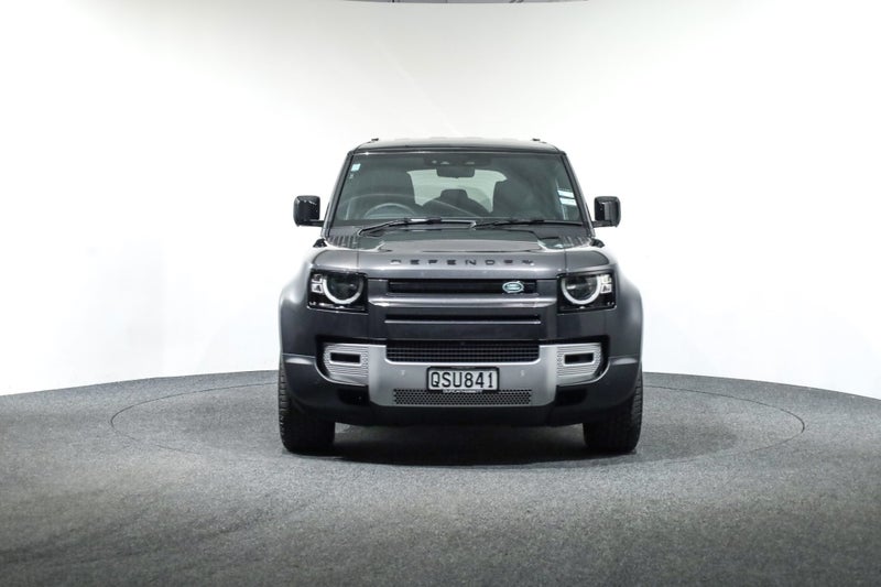 2024 Land Rover Defender 110 D250 S image 2