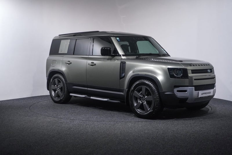 2024 Land Rover Defender 110 D300 SE, 221KW, 4W... image 1