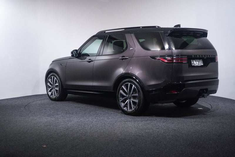 2024 Land Rover Discovery D250 DYNAMIC SE, 3.0L... image 2