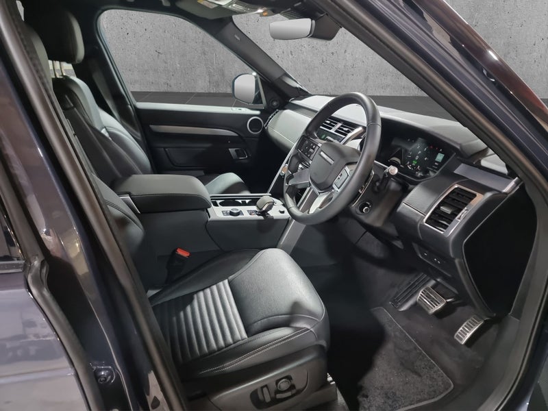 2024 Land Rover Discovery D250 DYNAMIC SE 3.0TDI image 2