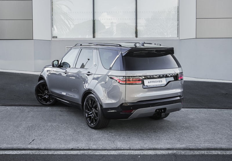 2024 Land Rover Discovery D250 Dynamic SE image 2