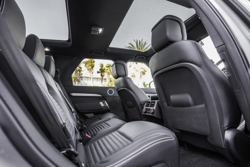 2024 Land Rover Discovery D250 Dynamic SE image 5