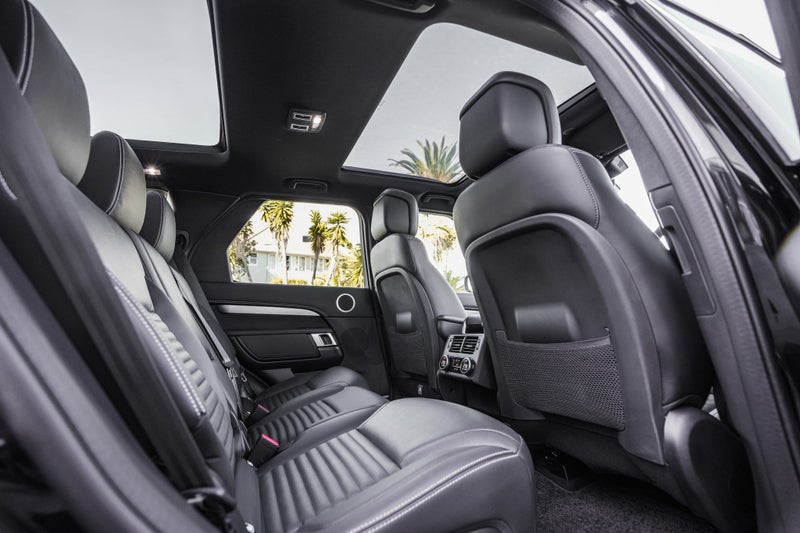 2024 Land Rover Discovery D250 Dynamic SE image 5