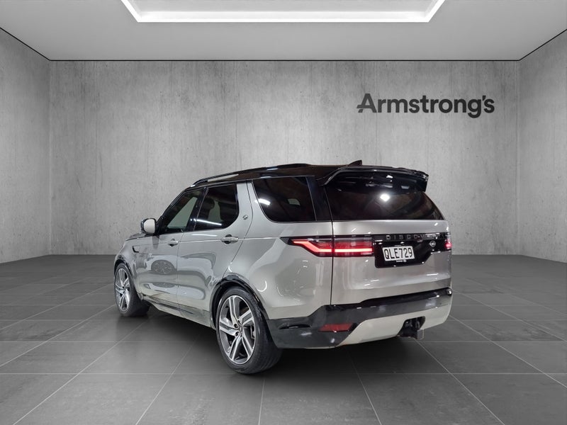 2024 Land Rover Discovery D300 R-DYNAMIC HSE image 3