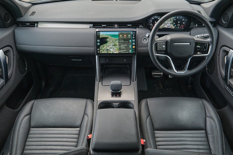 2024 Land Rover Discovery Sport P250 Dynamic SE image 4