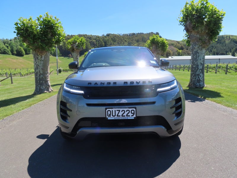2024 Land Rover Range Rover Evoque P250 Dynamic SE image 3