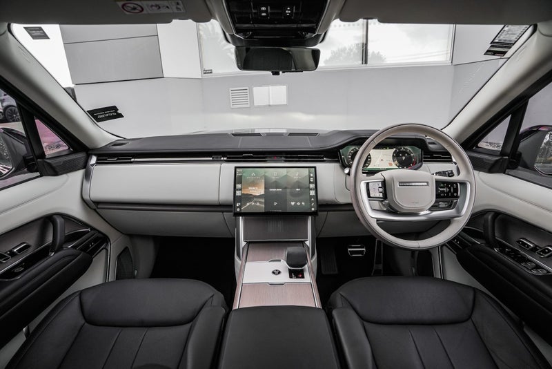 2024 Land Rover Range Rover P530 Autobiography SWB image 4
