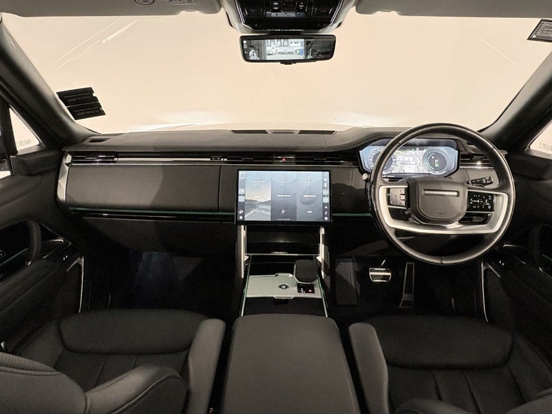 2024 Land Rover Range Rover P550e AUTOBIOGRAPHY... image 4