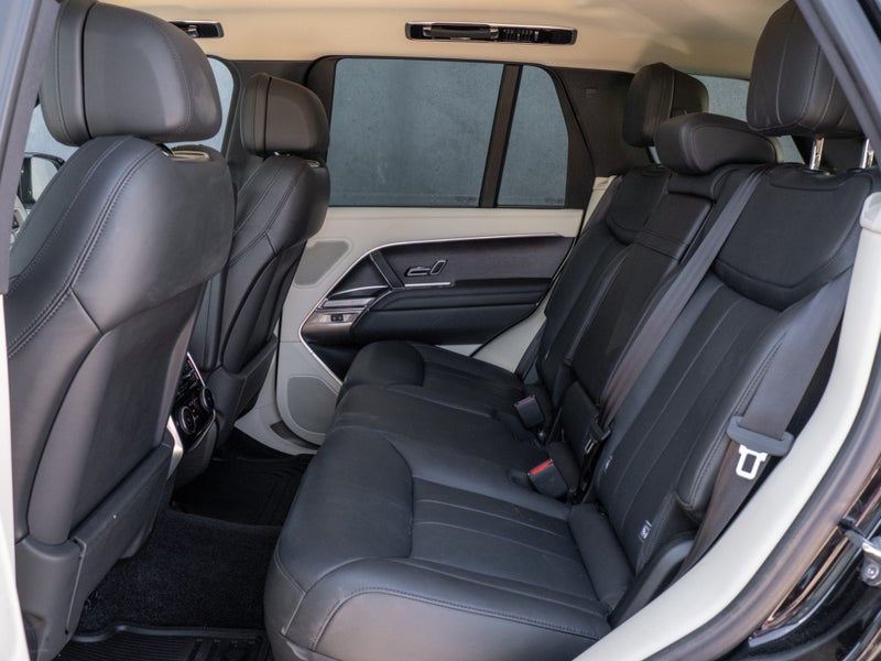 2024 Land Rover Range Rover P550e HSE SWB image 5