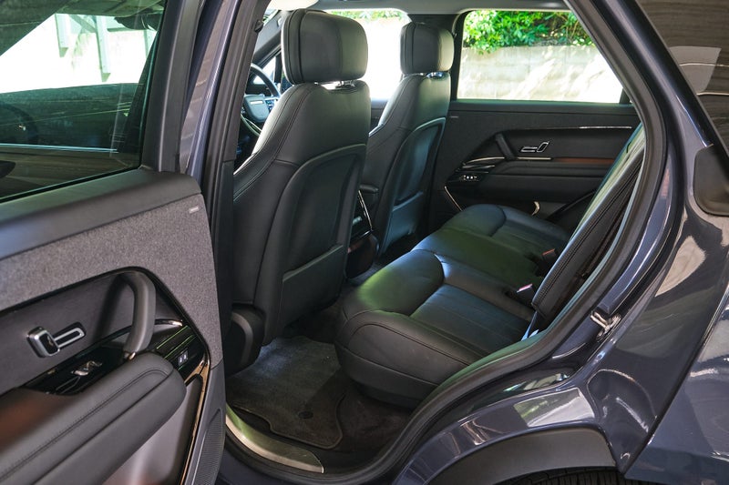 2024 Land Rover Range Rover Sport D250 SE image 4